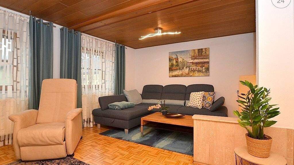 Wohnung zur Miete auf Zeit 845 € 2 Zimmer 60 m² frei ab 01.05.2026 Bergrheinfeld 97493