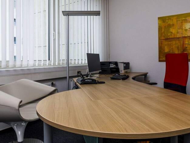 Bürofläche zur Miete provisionsfrei 750 € 27 m² Bürofläche Wolframstr. Nord Stuttgart 70191