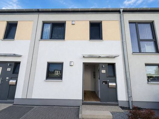 Reihenmittelhaus zur Miete 2.300 € 5 Zimmer 129 m² 150 m² Grundstück Volkhoven/Weiler Chorweiler 50765
