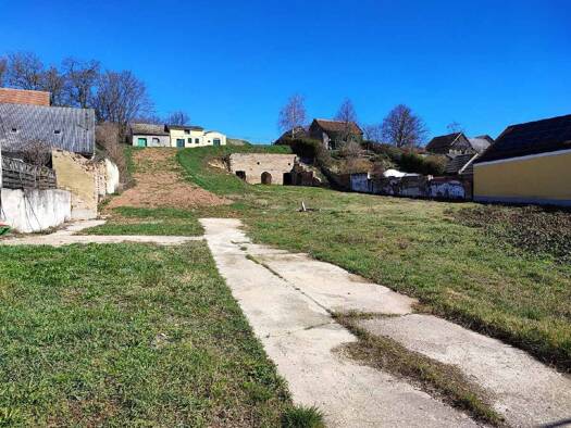 Grundstück zum Kauf 195.000 € 8.346 m² Grundstück Zistersdorf 2225