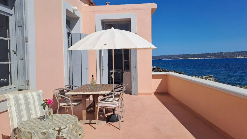 Haus zum Kauf 875.000 € 6 Zimmer 283 m² 249 m² Grundstück Kalyves 73003