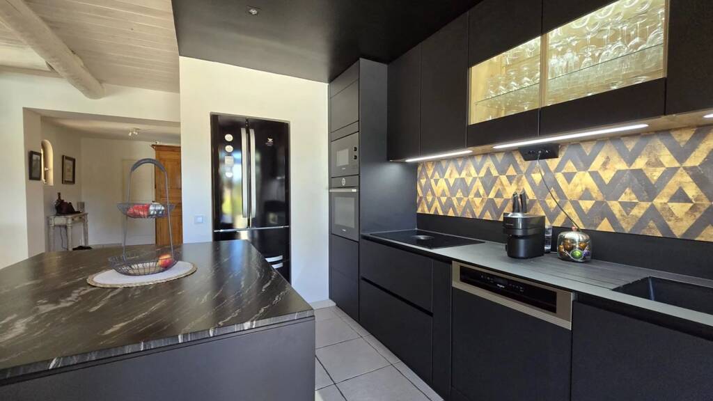 Einfamilienhaus zum Kauf 890.000 € 5 Zimmer 240 m² 5.340 m² Grundstück BAGNOLS EN FORET 83600