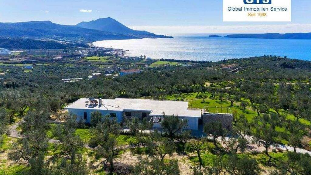 Villa zum Kauf 2.300.000 € 5 Zimmer 244 m² 7.781 m² Grundstück Pylos 24001