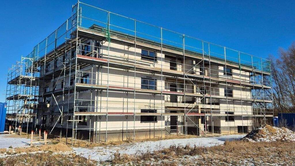 Terrassenwohnung zur Miete 1.312 € 4 Zimmer 93,7 m² EG frei ab 01.10.2026 Tribseer Stralsund 18437