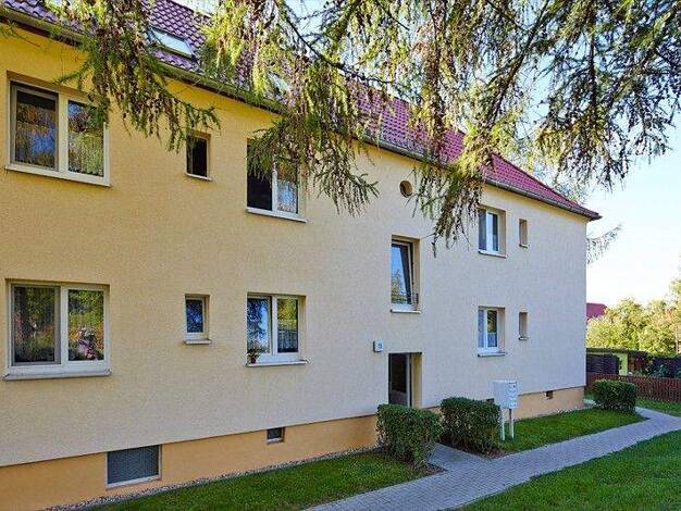 Wohnung zur Miete 425 € 2,5 Zimmer 48 m² 2. Geschoss frei ab 02.03.2026 Am Hang 13 Gottfried-Keller-Siedlung Halle (Saale) 06118