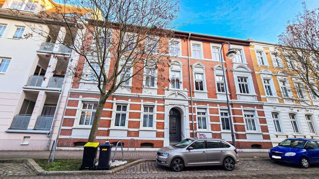 Wohnung zur Miete 550 € 3 Zimmer 76,8 m² frei ab sofort Marienstraße 13 Innenstadt Dessau-Roßlau 06844