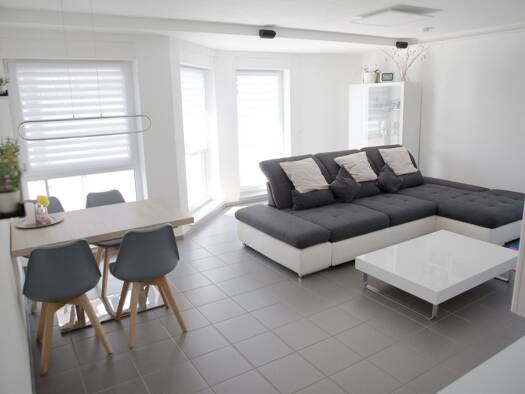 Wohnung zur Miete 1.190 € 3 Zimmer 85 m² Geschoss 1/2 frei ab 01.09.2026 Südweststadt Pforzheim 75173