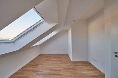 Wohnung zur Miete 394 € 2 Zimmer 43,4 m² 5. Geschoss frei ab 01.02.2026 Jahnstraße 60 Lutherviertel 221 Chemnitz 09126