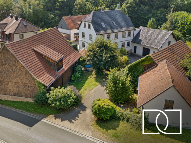 Einfamilienhaus zum Kauf 529.000 € 11 Zimmer 266,2 m² 1.680,3 m² Grundstück Burghaig Kulmbach 95326