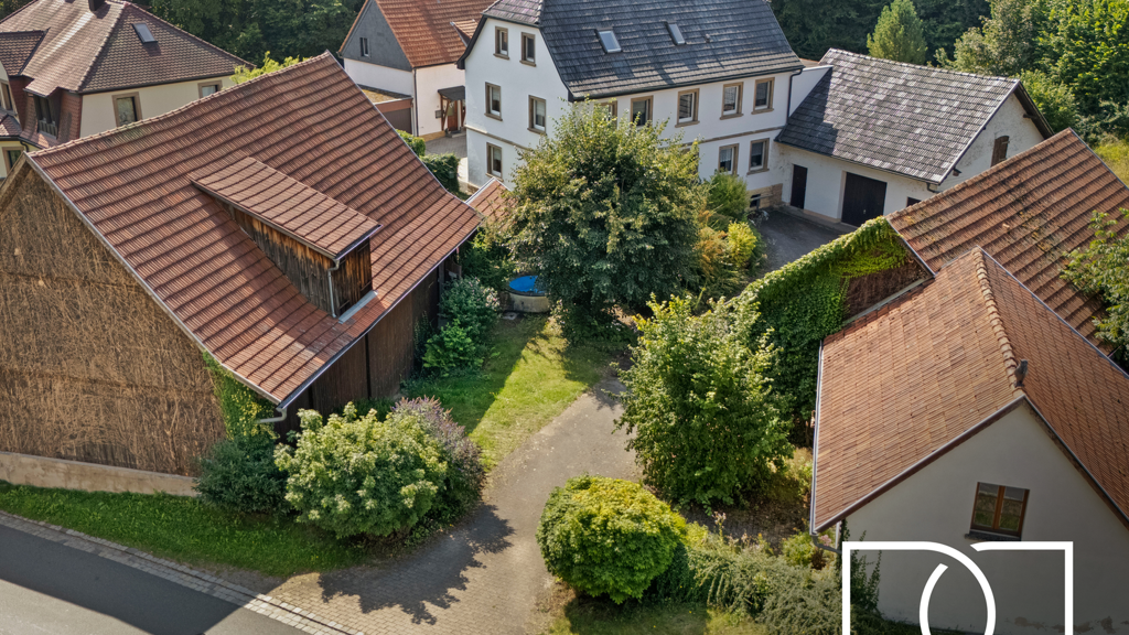 Einfamilienhaus zum Kauf 529.000 € 11 Zimmer 266,2 m² 1.680,3 m² Grundstück Burghaig Kulmbach 95326