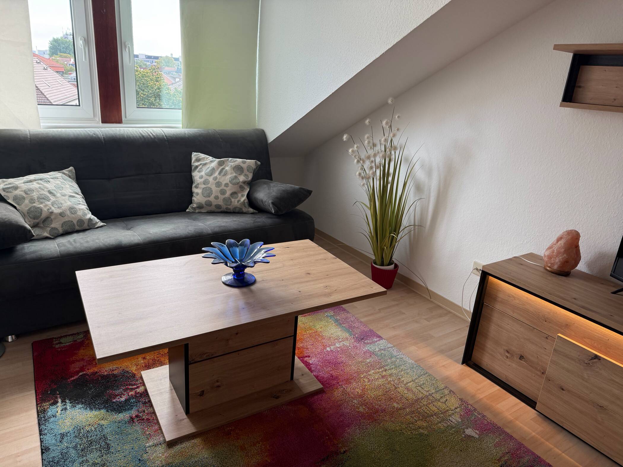 Modern möblierte 2-Zimmer-Wohnung nach aufwendiger Renovierung – zentral in Bremen-Mitte – 28195 Bremen – Vorschaubild 3