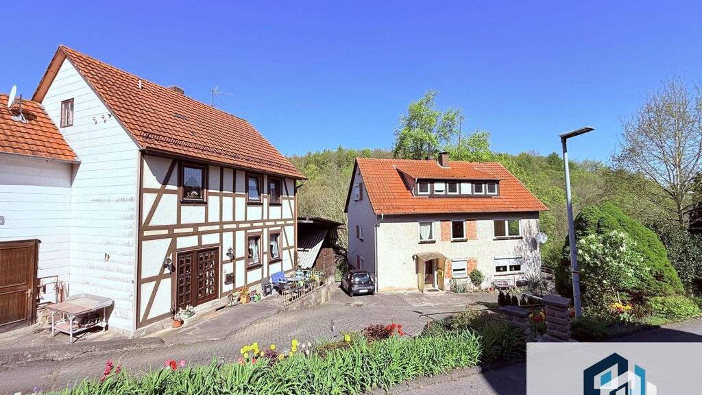 Mehrfamilienhaus zum Kauf als Kapitalanlage geeignet 159.000 € 12 Zimmer 283 m² 4.345 m² Grundstück Laubach Hann. Münden 34346