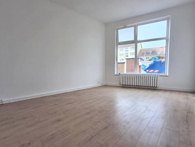 Wohnung zur Miete 933 € 4 Zimmer 79,6 m² EG frei ab 01.05.2026 Mittelstraße 2 Fürstenwalde 15517