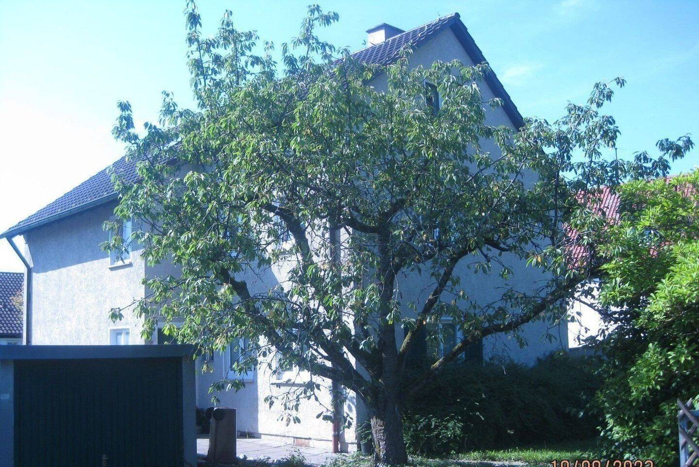 Property thumbnail 2