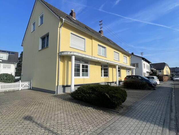 Wohnung zur Miete 990 € 2 Zimmer 79 m² EG frei ab sofort Gothestraße 18 Sankt Augustin 53757