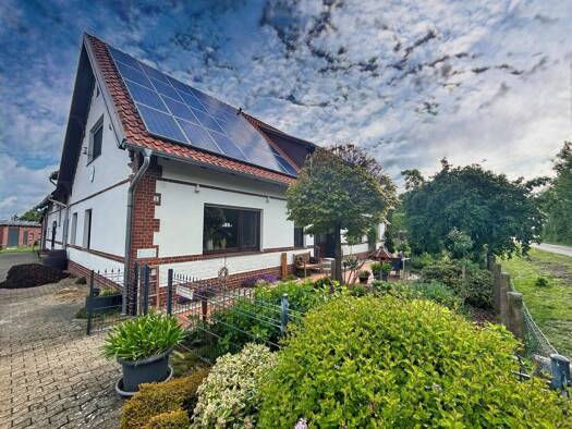Einfamilienhaus zum Kauf 425.000 € 13 Zimmer 220 m² 6.700 m² Grundstück Ströhen Wagenfeld 49419