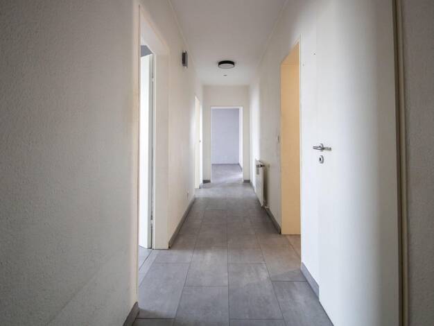 Wohnung zum Kauf 149.000 € 3 Zimmer 82 m² frei ab sofort Benrad-Süd Krefeld 47804
