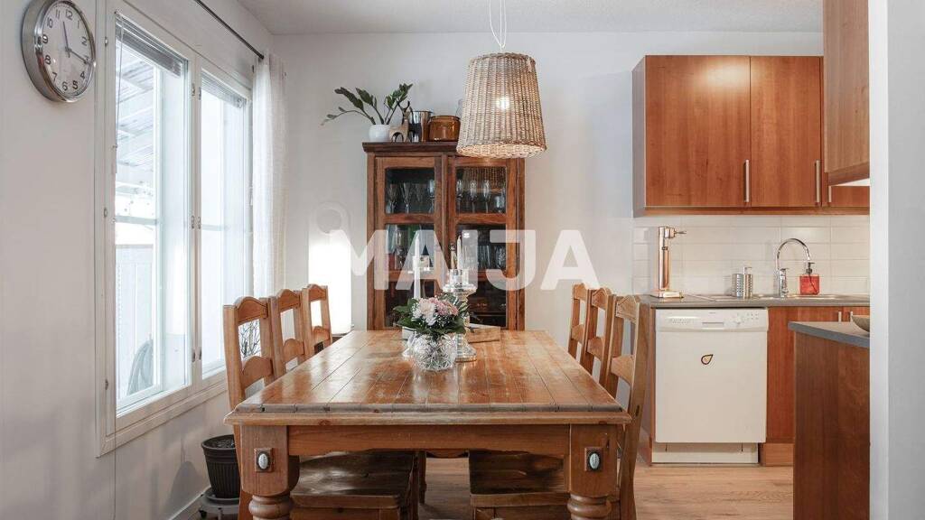 Reihenmittelhaus zum Kauf 164.900 € 3 Zimmer 79 m² 3.727 m² Grundstück Mäensyrjä 4 Kotka 48310