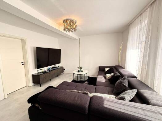 Einfamilienhaus zum Kauf provisionsfrei 255.000 € 5 Zimmer 128 m² 218 m² Grundstück Friedhofstraße 1 Eidengesäß Linsengericht 63589