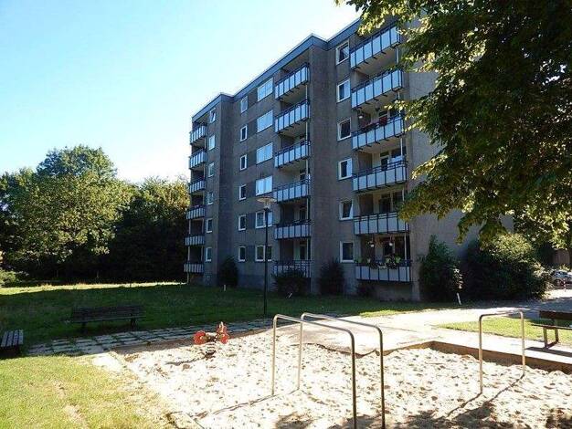 Wohnung zur Miete 640 € 4 Zimmer 86,2 m² 3. Geschoss frei ab 18.04.2026 Luisenstr. 37 Rauxel Castrop-Rauxel 44575