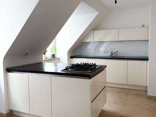 Maisonette zur Miete 1.800 € 3 Zimmer 89 m² Geschoss 3/4 frei ab sofort Altstadt Würzburg 97070