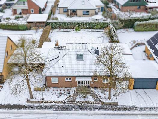 Einfamilienhaus zum Kauf 549.000 € 4 Zimmer 105 m² 604 m² Grundstück frei ab 01.05.2026 Russee Kiel 24111