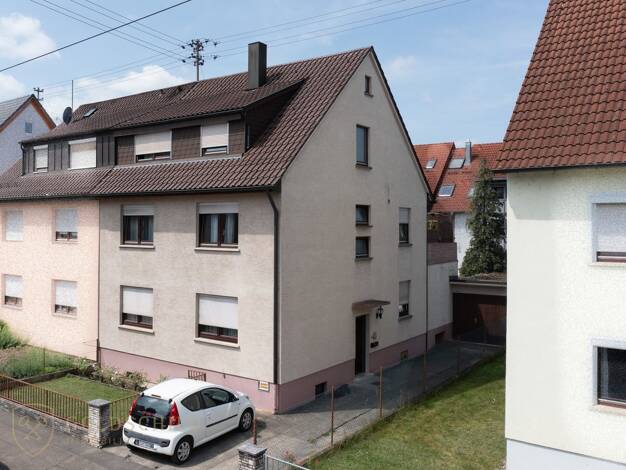 Mehrfamilienhaus zum Kauf 649.500 € 10,5 Zimmer 205 m² 296 m² Grundstück Wendlingen Wendlingen am Neckar 73240