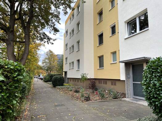 Wohnung zur Miete 756 € 3 Zimmer 84 m² 3. Geschoss frei ab sofort Bothfeld Hannover 30659