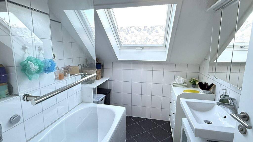 Wohnung zum Kauf 195.000 € 3 Zimmer 53 m² 2. Geschoss Schorndorf 73614