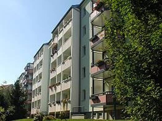 Wohnung zur Miete 365 € 4 Zimmer 68,3 m² Schulstraße 13 b Lichtenstein Lichtenstein 09350