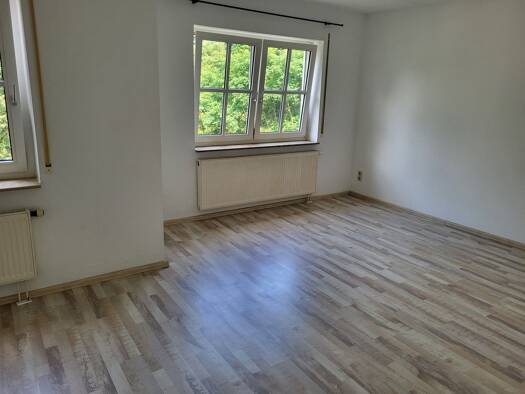 Wohnung zur Miete 340 € 2 Zimmer 52 m² Geschoss 1/4 frei ab 01.08.2026 Hausberg 31 Orlamünde 07768