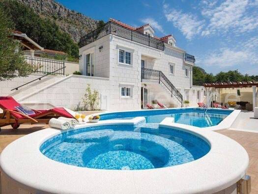Haus zum Kauf 900.000 € 4 Zimmer 235 m² Dugi Rat
