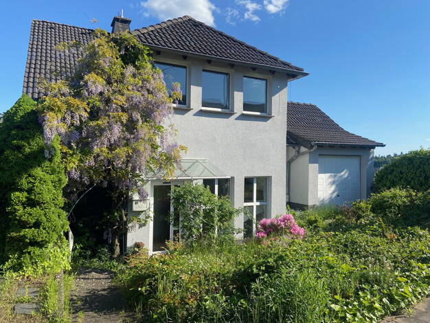 Einfamilienhaus zum Kauf provisionsfrei 550.000 € 7 Zimmer 220 m² 593 m² Grundstück Heidentalring 62 Nickenich 56645