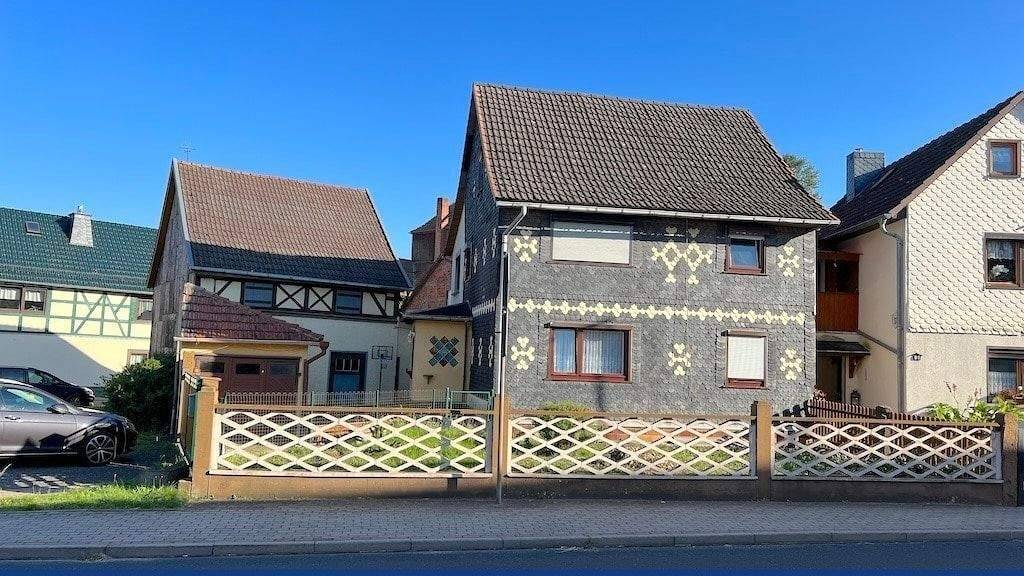 Einfamilienhaus zum Kauf 120.000 € 7 Zimmer 185 m² 535 m² Grundstück Sättelstädt Hörselberg-Hainich 99820