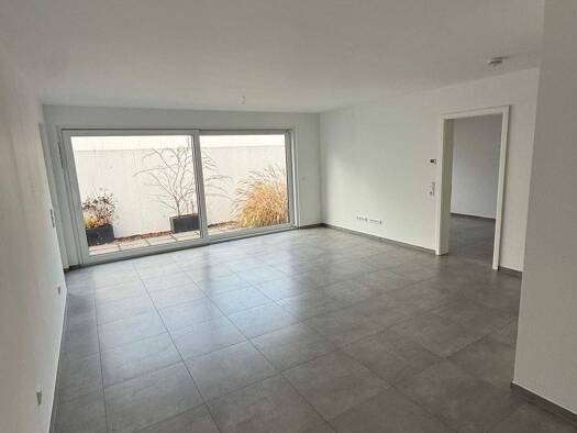 Terrassenwohnung zur Miete 1.020 € 2 Zimmer 60 m² frei ab 01.02.2026 Neu-Isenburg 63263