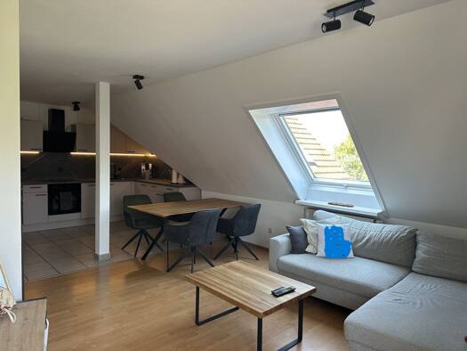 Wohnung zur Miete 450 € 1,5 Zimmer 55 m² Geschoss 2/3 frei ab 01.09.2026 Buchschwabach Roßtal 90574