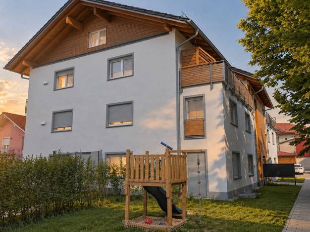 Wohnung zur Miete 1.190 € 3 Zimmer 74,6 m² Geschoss 1/3 frei ab 01.02.2027 Bad Endorf Bad Endorf 83093