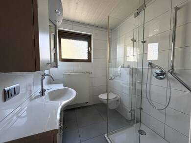 Einfamilienhaus zum Kauf 379.000 € 8 Zimmer 180,9 m² 626 m² Grundstück frei ab sofort Hambrücken 76707