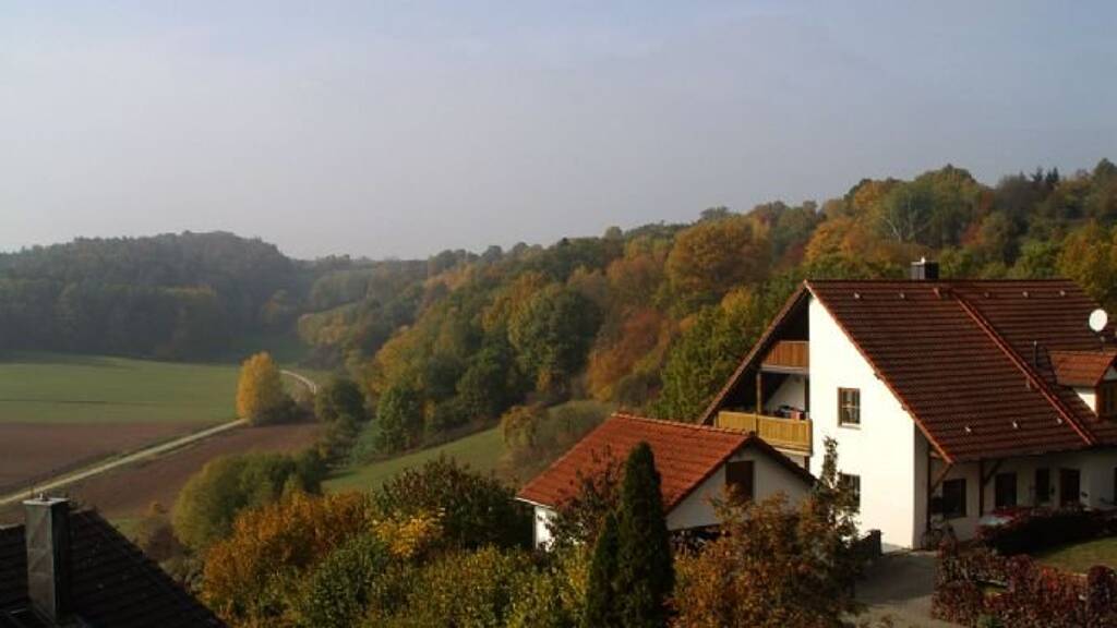 Wohnung zur Miete 790 € 3 Zimmer 75 m² Grausenbuck 12 Absberg 91720