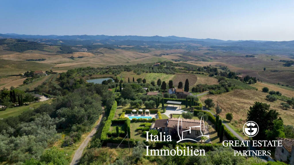 Bauernhaus zum Kauf 950.000 € 7 Zimmer 80 m² 2.000 m² Grundstück Volterra 56048