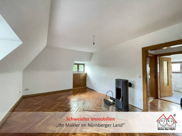 Wohnung zur Miete 435 € 2 Zimmer 60 m² Dachgeschoss, 2. Geschoss frei ab 01.07.2025 Simmelsdorf Simmelsdorf 91245