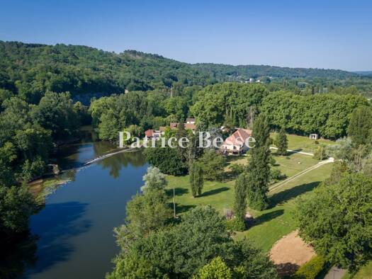 Reihenmittelhaus zum Kauf 2.128.000 € 2 Zimmer 420 m² 29.211 m² Grundstück Puy-Saint Font Périgueux 24000