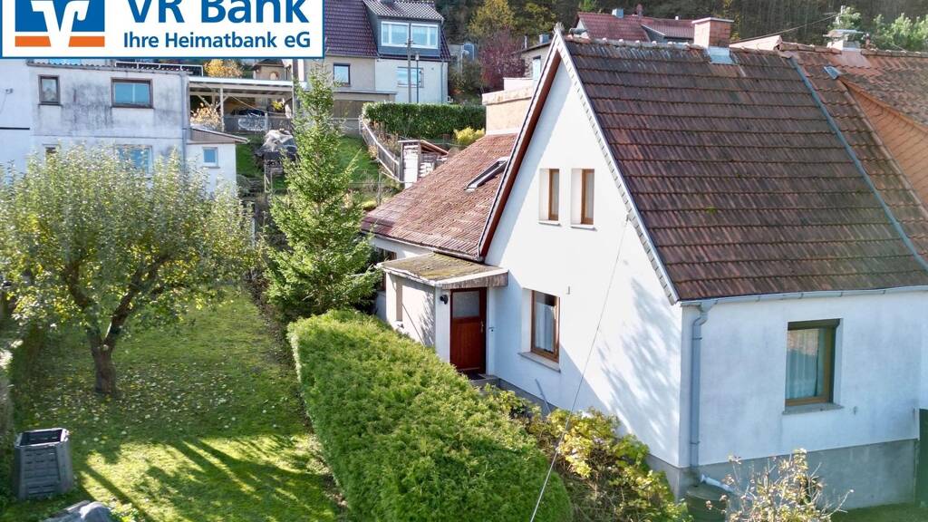 Doppelhaushälfte zum Kauf 160.000 € 5 Zimmer 95 m² 630 m² Grundstück frei ab sofort Eisenach 99817