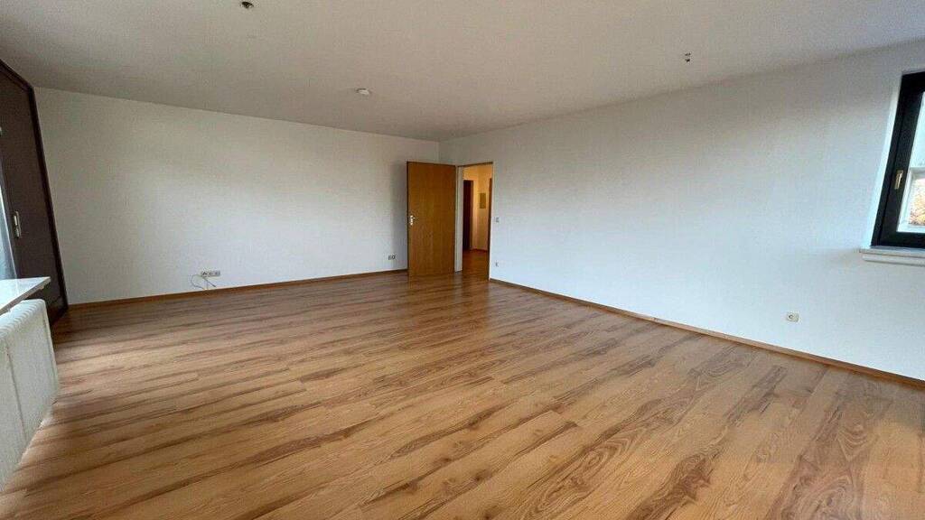 Wohnung zur Miete 1.212 € 3 Zimmer 101 m² Berg Landshut 84036