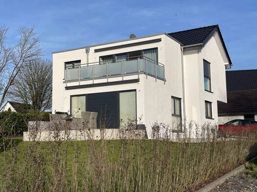 Terrassenwohnung zur Miete 1.110 € 3 Zimmer 90 m² frei ab 01.05.2026 Schneffelrath Siegburg 53721