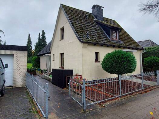 Haus zum Kauf 295.000 € 4 Zimmer 144 m² 1.204 m² Grundstück frei ab sofort Schneverdingen 29640