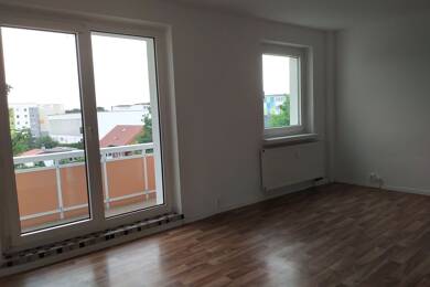 Wohnung zur Miete 355 € 4 Zimmer 64,6 m² 2. Geschoss Olvenstedter Graseweg 48 Neustädter Feld Ost Magdeburg 39128