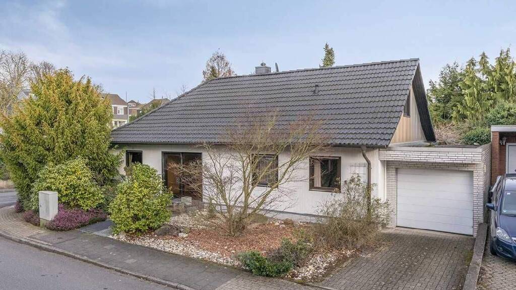 Einfamilienhaus zum Kauf 473.800 € 7 Zimmer 186 m² 627 m² Grundstück Homberg Ratingen 40882