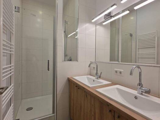 Wohnung zur Miete 970 € 3 Zimmer 77,3 m² EG Scheurlstraße 1 Glockenhof Nürnberg 90478