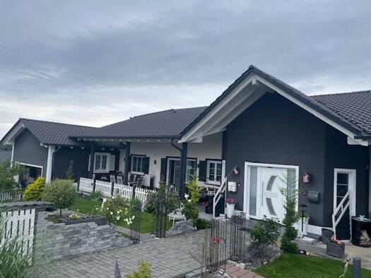 Doppelhaushälfte zum Kauf 395.000 € 5 Zimmer 132 m² 647 m² Grundstück Garham Hofkirchen 94544